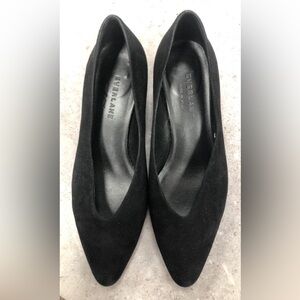 EVERLANE Black Suede V-Heel Pump Size 6.5 Womens